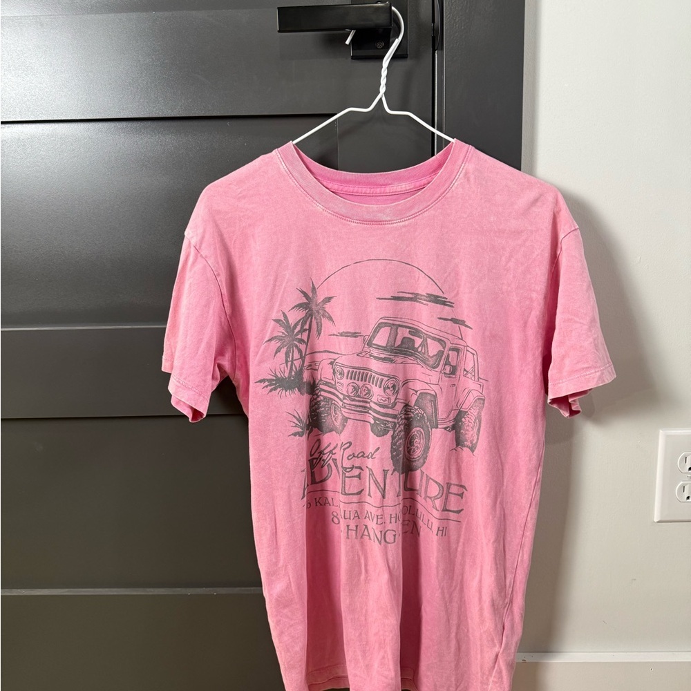 Hollister Pink Adventure Graphic Tee Size XS
